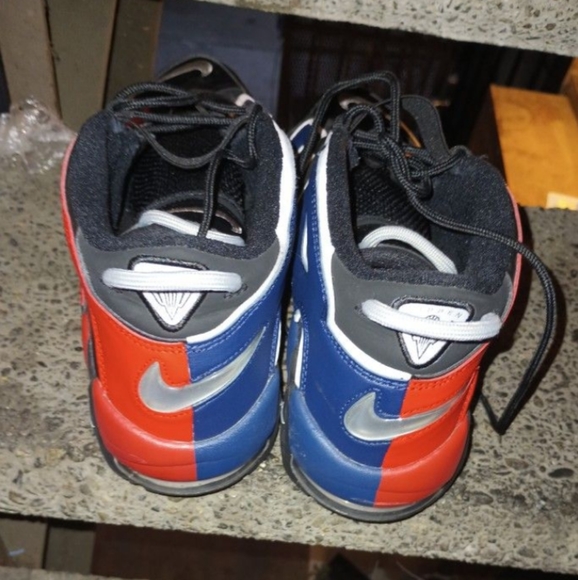 Nike U tempo 10 1/2 brand new worn twice - Picture 2 of 3